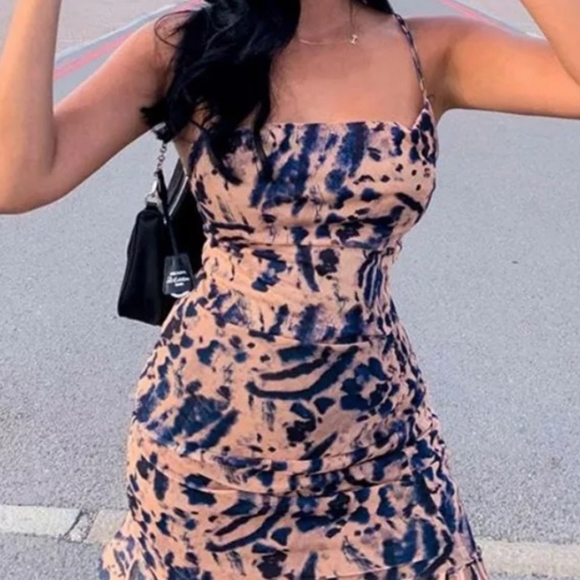 Dress - Picture 1 of 2